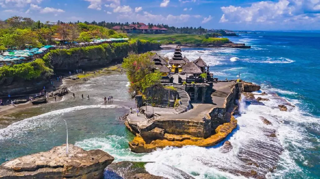 tanah lot bali